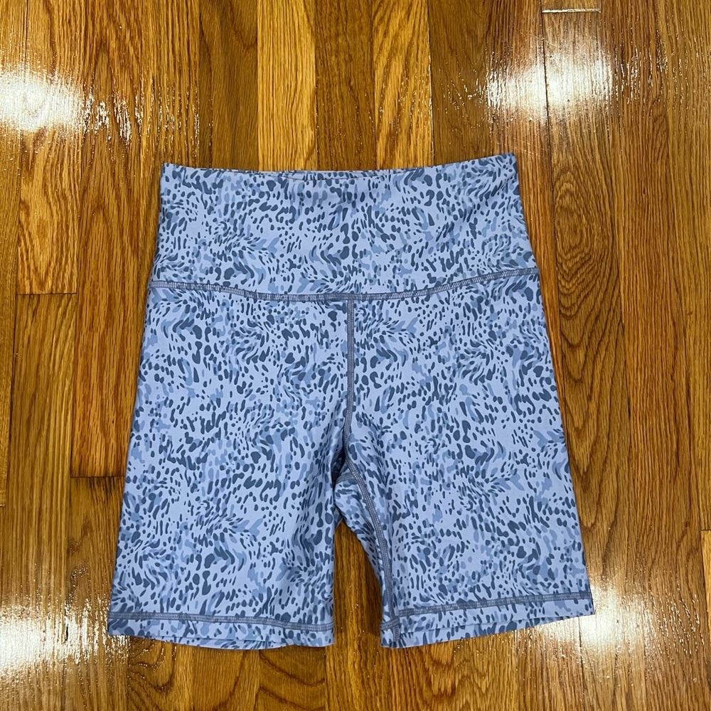 Athleta Elation Printed 7” Biker Shorts